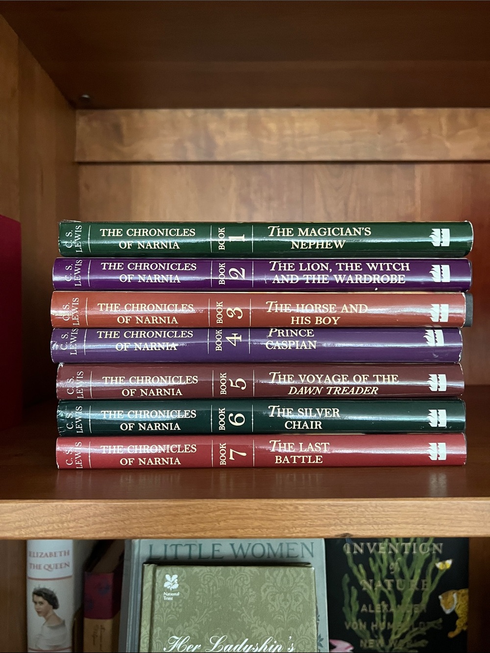 Chronicles of Narnia 7 Books Pristine Like New